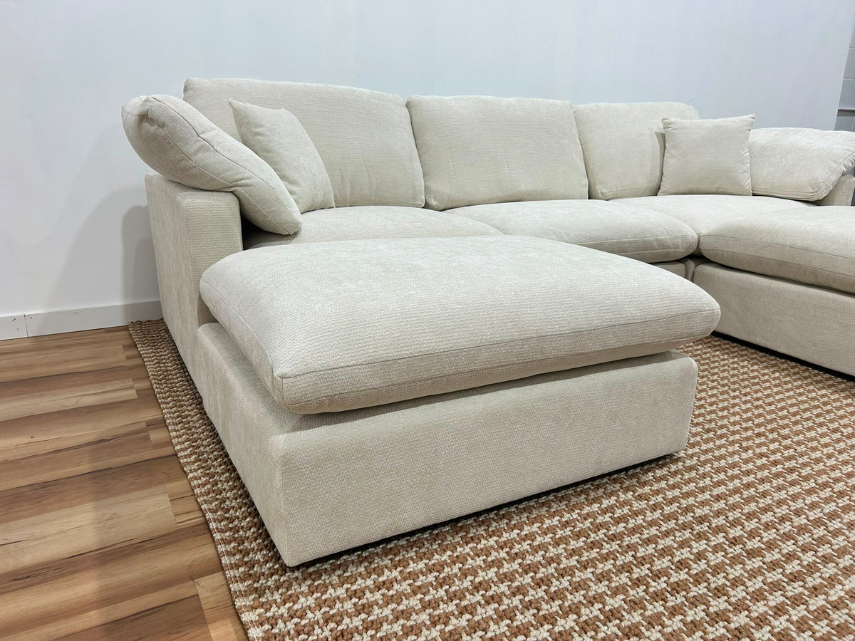 Nest | Cream | Sofa | 3pc + 2 Ottoman