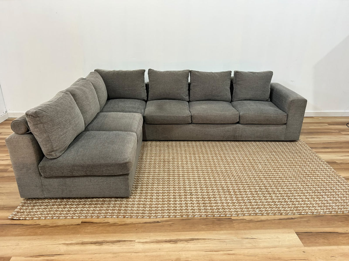 Carmel Designs Sectional Sofa 122”