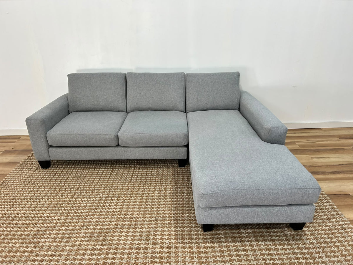 Stylus Bronx Sectional Sofa 96"