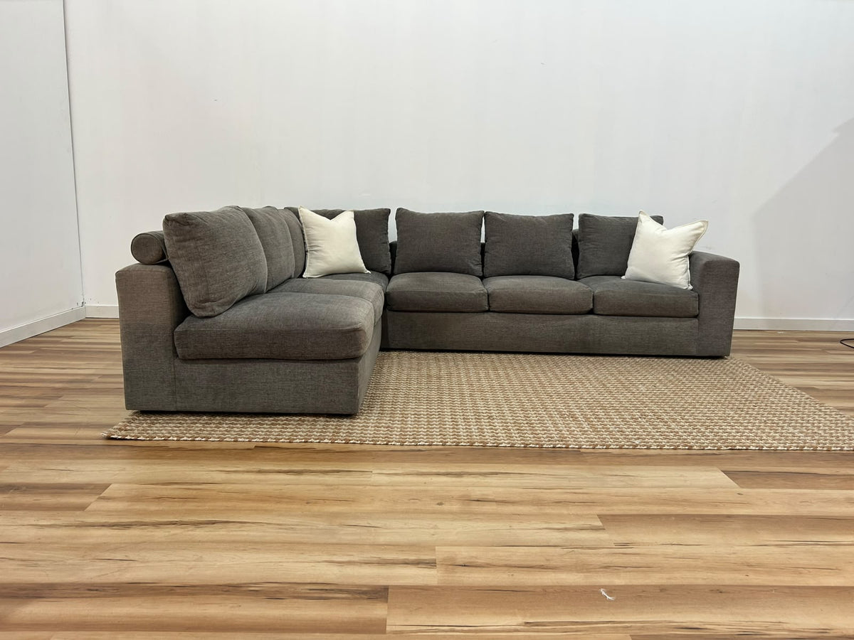Carmel Designs Sectional Sofa 122”