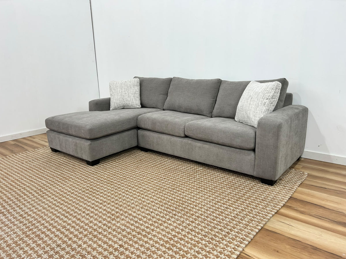 Stylus Cannon Sectional Sofa 108”