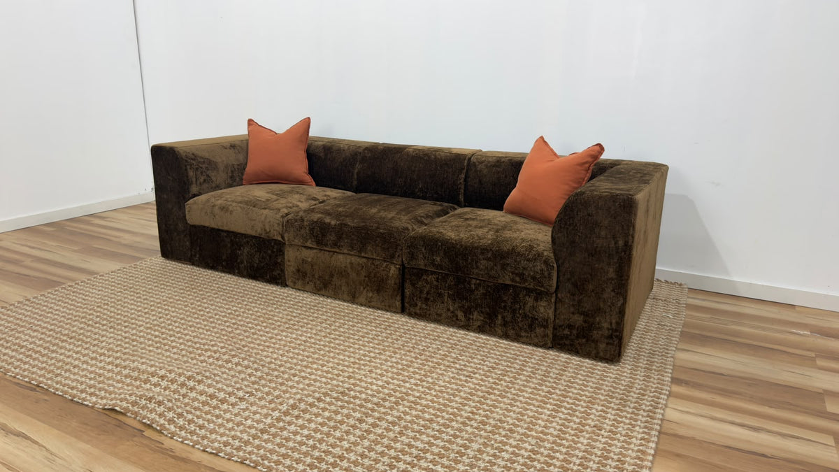 Cozey Atmosphere Modular Sofa 110”