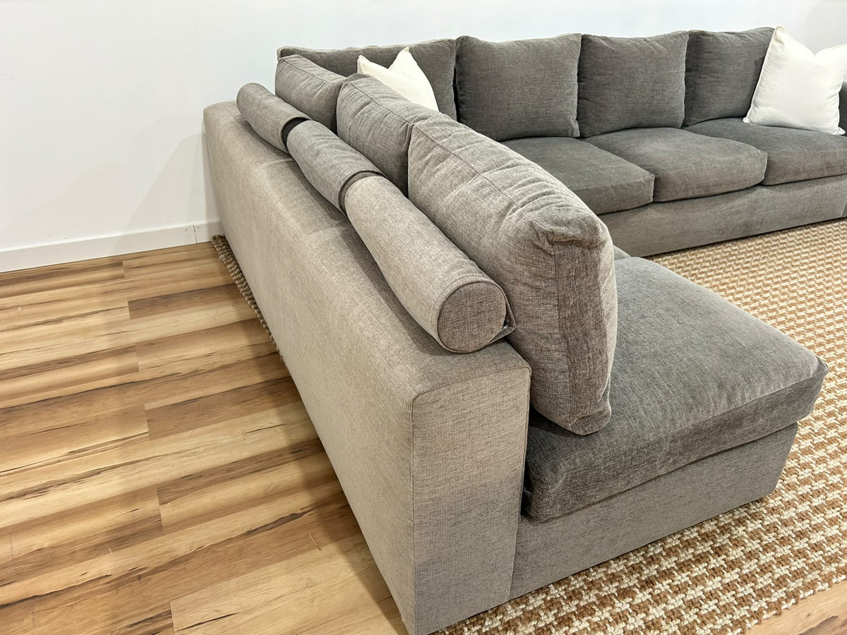Carmel Designs Sectional Sofa 122”