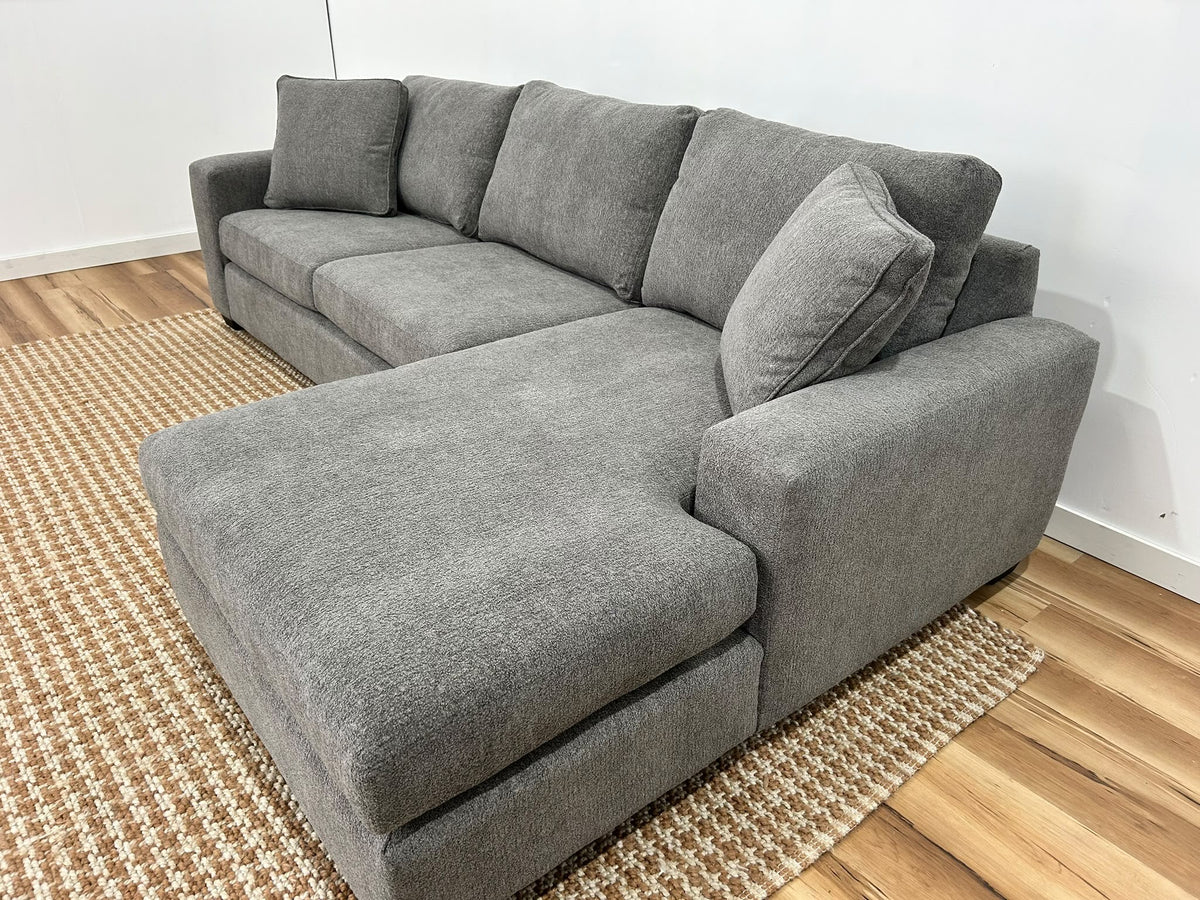 Stylus Cannon Sectional Sofa 108”