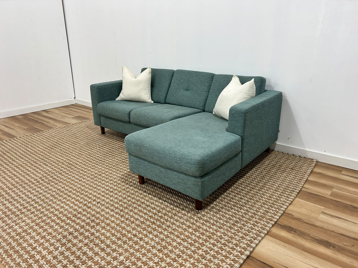 EQ3 Solo Sectional Sofa 80”