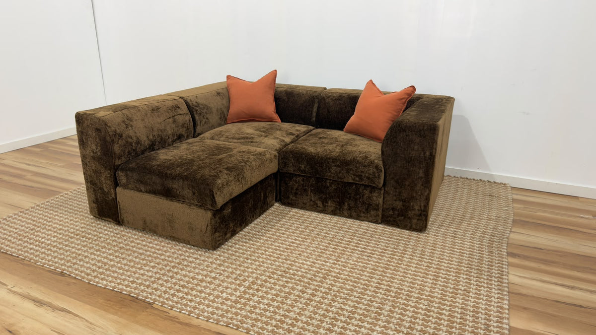 Cozey Atmosphere Modular Sofa 110”
